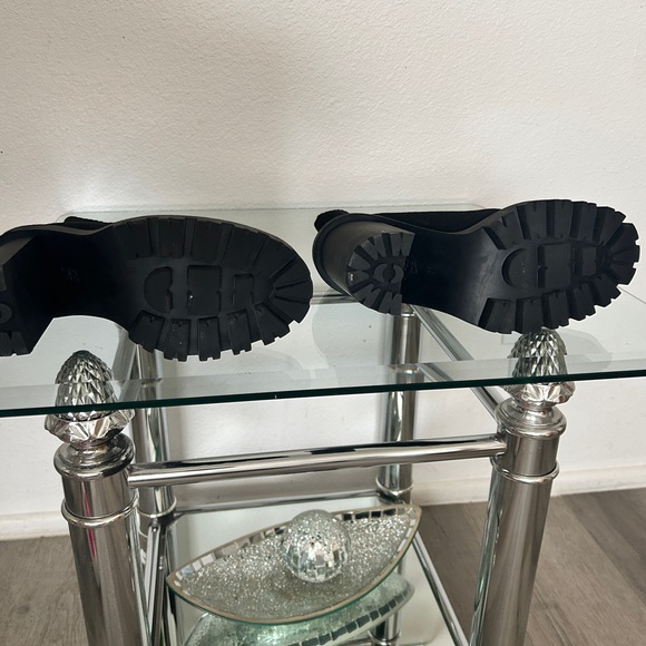 Zara Black Heeled Boots - Picture 9 of 9